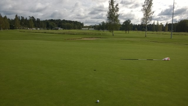 Meneekö 2-väylän 2,5-metrinen 